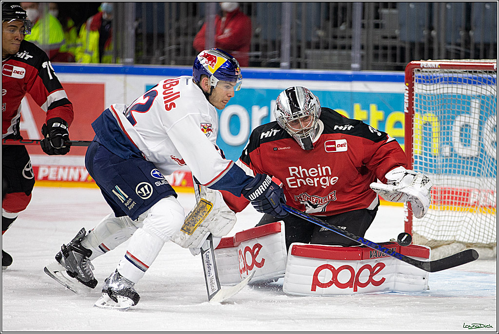 PENNY DEL;  Koelner Haie - Red Bull Muenchen; Koeln, 18.02.2022
